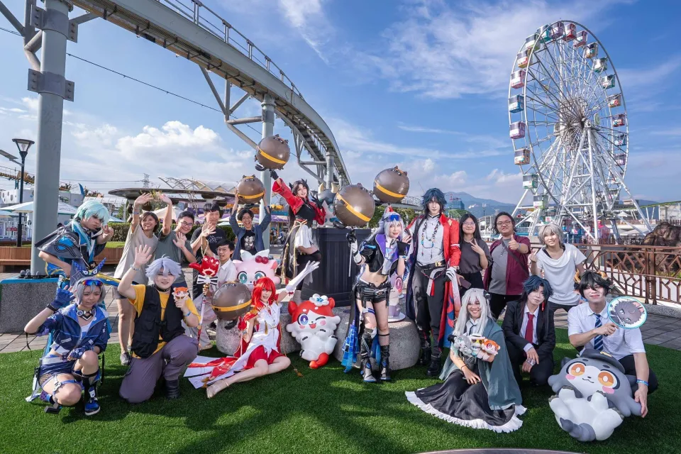《崩壞:星穹鐵道》「歡愉信號—嗶波!」引爆週末上千人潮 限定夜間活動、璀璨煙火點亮樂園 image4